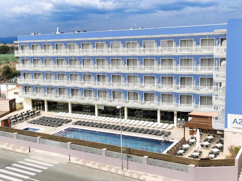 萨洛 Ruleta Augustus酒店 外观 照片